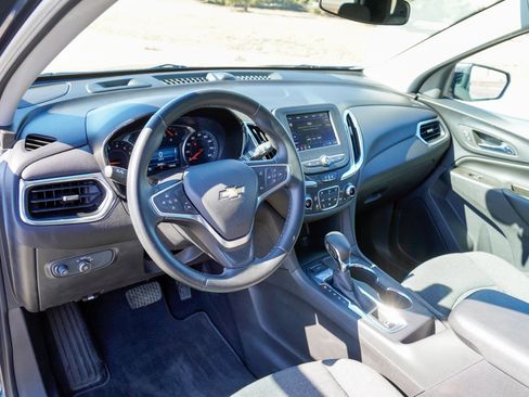 Used 2023 Chevrolet Equinox LT image 11