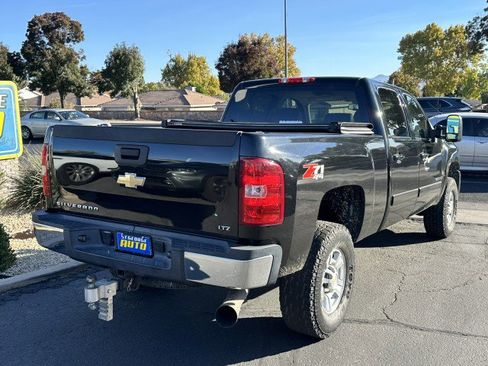 Used 2007 Chevrolet Silverado 2500 LTZ w/ Suspension Package, Off-Road image 3
