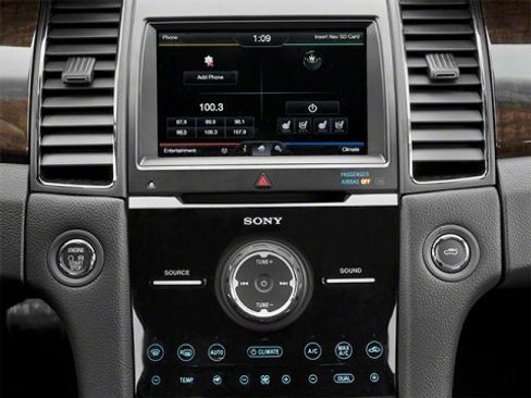 Used 2013 Ford Taurus SEL image 9