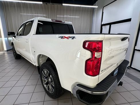 Certified 2022 Chevrolet Silverado 1500 LT image 8