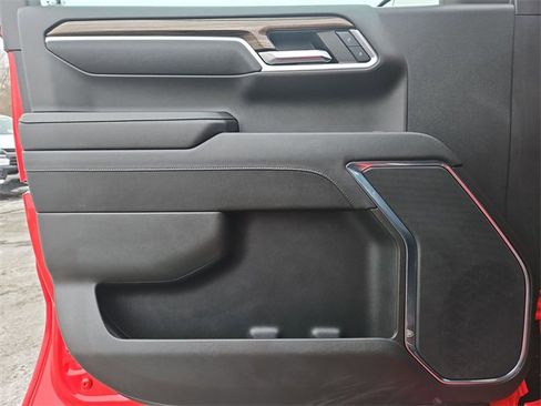 Used 2023 Chevrolet Silverado 1500 LT image 22