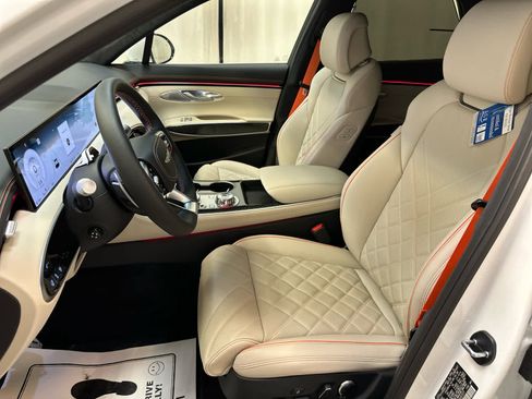 New 2026 Genesis GV70 3.5T Sport Prestige AWD/4WD image 12