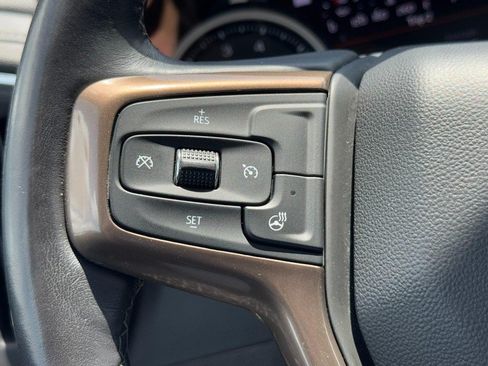 Used 2022 Chevrolet Silverado 1500 High Country w/ Z71 Off-Road Package AWD/4WD image 17