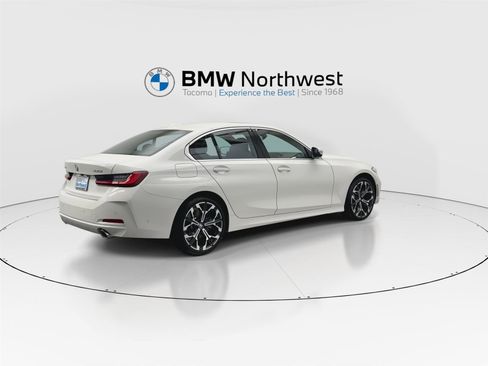 New 2026 BMW 330i xDrive Sedan w/ Convenience Package image 3