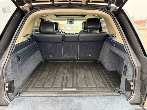 Used 2019 Land Rover Range Rover HSE image 17