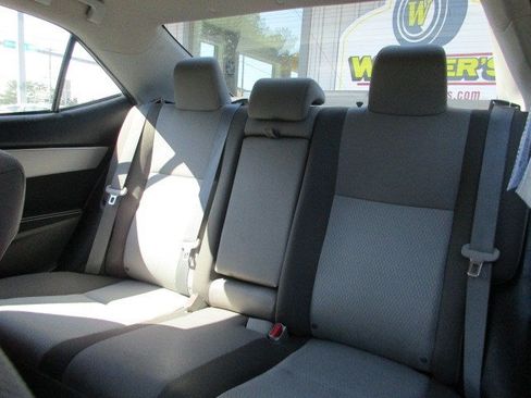 Used 2018 Toyota Corolla LE w/ LE Premium Package FWD image 26