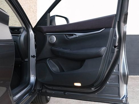 Used 2022 INFINITI QX50 Sensory FWD image 32