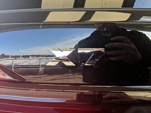 Used 2024 BMW X7 M60i w/ Executive Package image 8