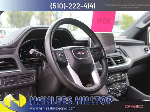 Used 2024 GMC Yukon SLT AWD/4WD image 12