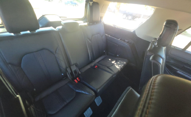 Used 2019 Ford Expedition Platinum RWD image 7