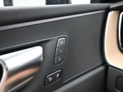 New 2026 Volvo XC60 B5 Plus w/ Protection Package Premier image 30