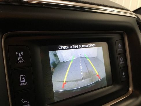 Used 2017 Jeep Grand Cherokee Limited AWD/4WD image 10