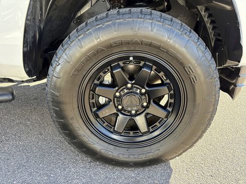 Used 2023 Toyota Tacoma SR image 32