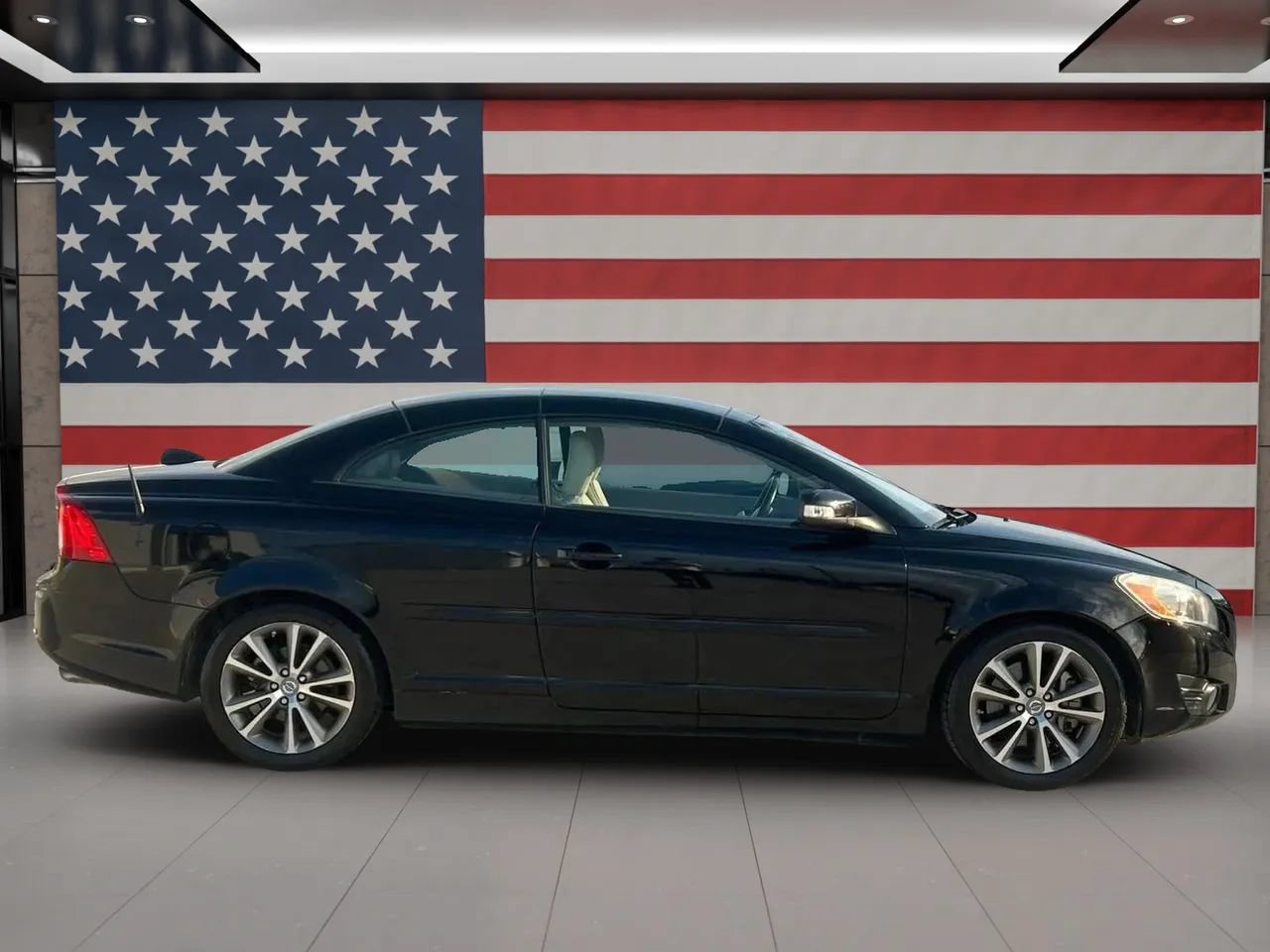 Used 2011 Volvo C70 T5 FWD image 6