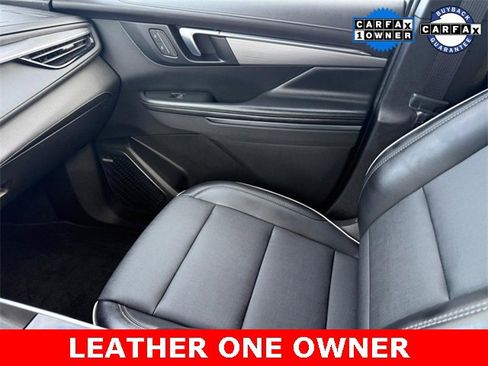 Certified 2025 Buick Enclave Preferred w/ Power Package image 20