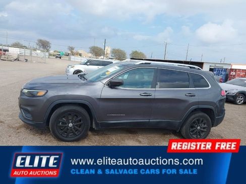 Used 2019 Jeep Cherokee Latitude Plus image 27