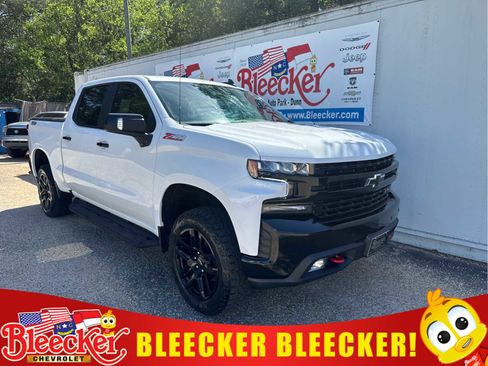 Used 2022 Chevrolet Silverado 1500 LT Trail Boss w/ LT Trail Boss Premium Package image 1