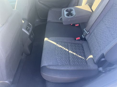 Used 2024 Chevrolet Equinox LT image 20