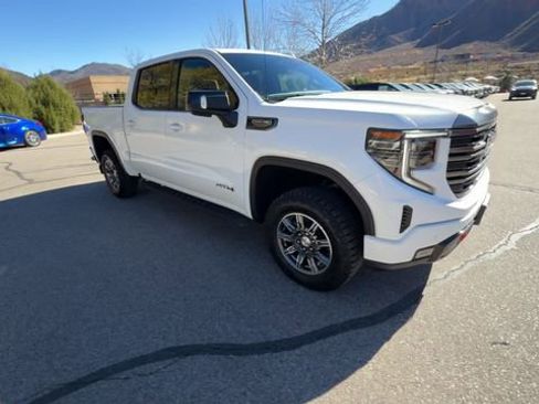Used 2024 GMC Sierra 1500 AT4 w/ Technology Package image 2