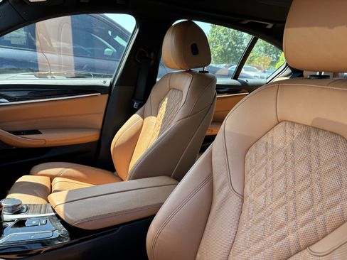 Certified 2023 BMW 530i xDrive w/ Premium Package AWD/4WD image 33