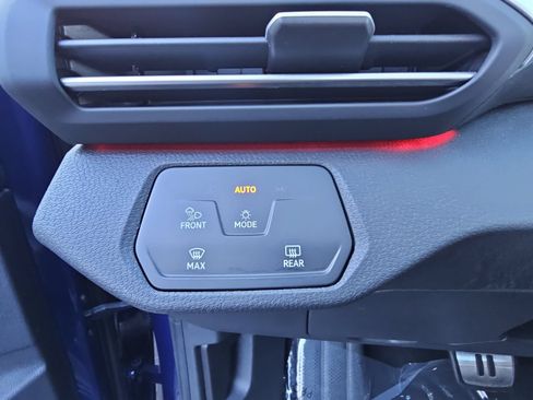 Used 2021 Volkswagen ID.4 1st Edition RWD image 26