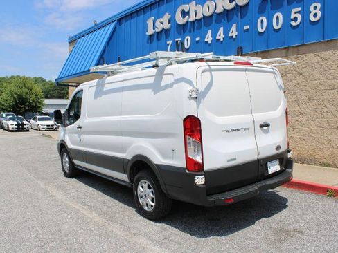 Used 2016 Ford Transit 250 130 Low Roof RWD image 4