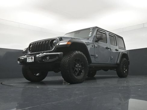Used 2024 Jeep Wrangler Unlimited Sport AWD/4WD image 19