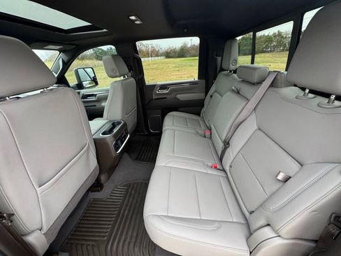 Used 2024 Chevrolet Silverado 2500 LTZ w/ LTZ Plus Package image 30