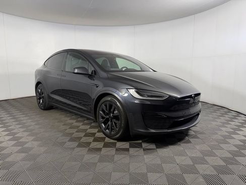 Used 2024 Tesla Model X AWD/4WD image 4