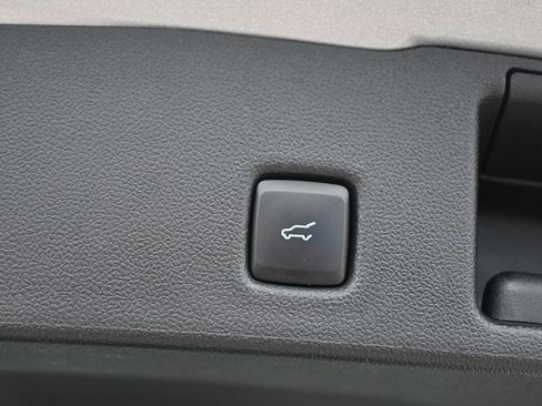 Used 2024 Ford Escape ST-Line FWD image 32