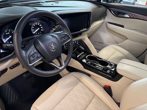 Used 2022 Buick Envision Avenir w/ Technology Package II image 14