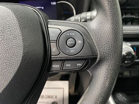 Used 2023 Toyota RAV4 XLE image 12