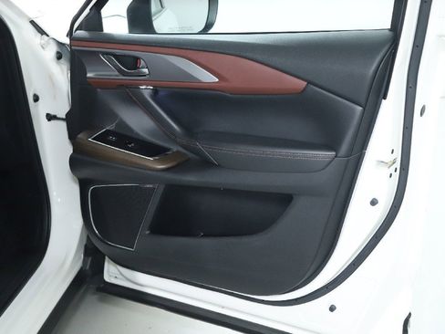 Used 2019 MAZDA CX-9 Signature image 36