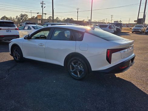 Used 2025 Kia K4 LXS image 9