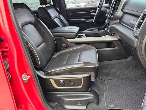 Used 2024 RAM 1500 Laramie image 15