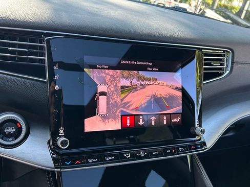 New 2025 Jeep Wagoneer Series III w/ Quick Order Package 25C Super image 22