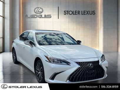 Certified 2025 Lexus ES 350 w/ Premium Package