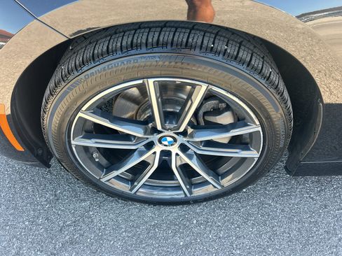 Used 2020 BMW 330i Sedan w/ Convenience Package RWD image 11