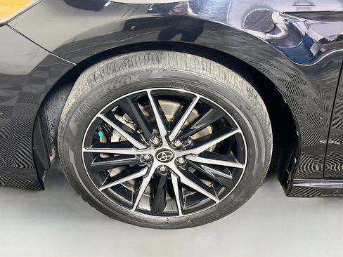 Used 2021 Toyota Camry SE image 13