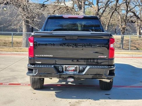 Used 2020 Chevrolet Silverado 1500 RST w/ Texas Edition image 12