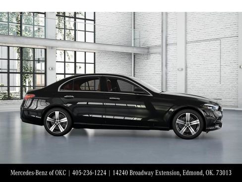 Used 2025 Mercedes-Benz C 300 4MATIC Sedan image 15