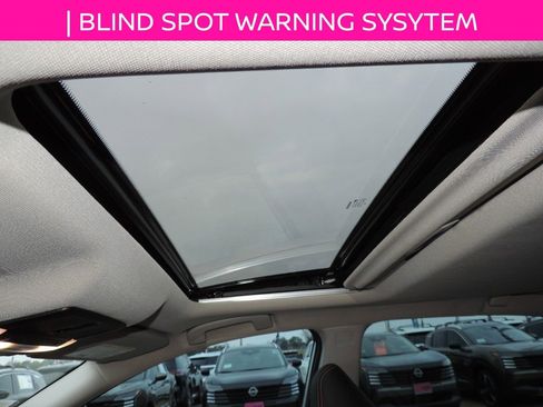 Certified 2021 Nissan Altima 2.5 SR w/ SR Premium Package image 15