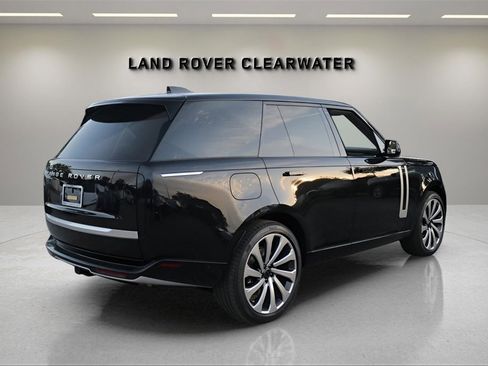 New 2026 Land Rover Range Rover Autobiography image 5