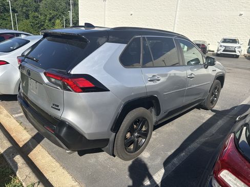 Used 2020 Toyota RAV4 XSE w/ Protection Package AWD/4WD image 41