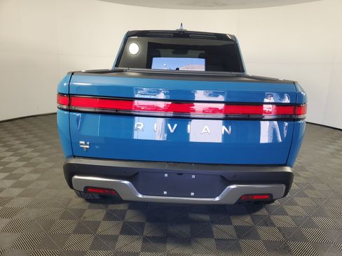 Used 2025 Rivian R1T Adventure image 4