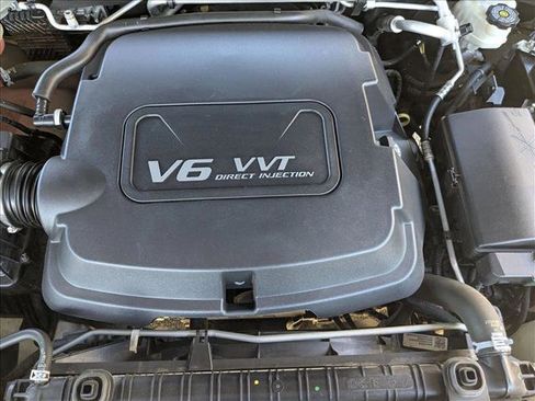 Used 2016 Chevrolet Colorado LT w/ LT Convenience Package image 23