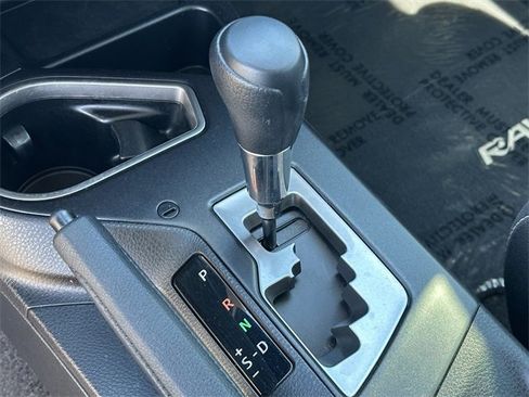 Used 2017 Toyota RAV4 XLE image 20
