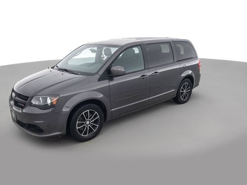 Used 2017 Dodge Grand Caravan SE FWD image 9