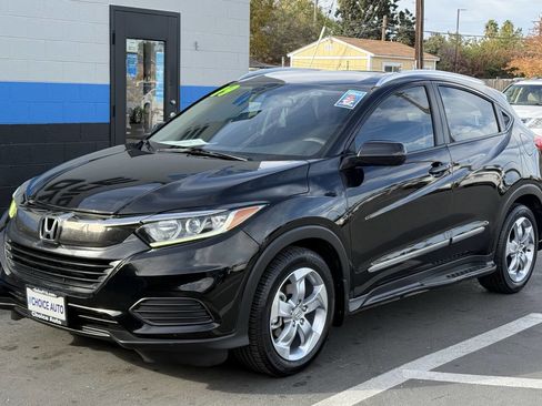 Used 2019 Honda HR-V LX image 3