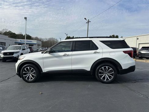 Used 2020 Ford Explorer ST w/ Premium Technology Package image 24